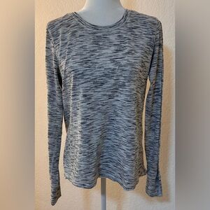 Lululemon Split Back Long Sleeve Black and White Long Sleeve Shirt Size Medium